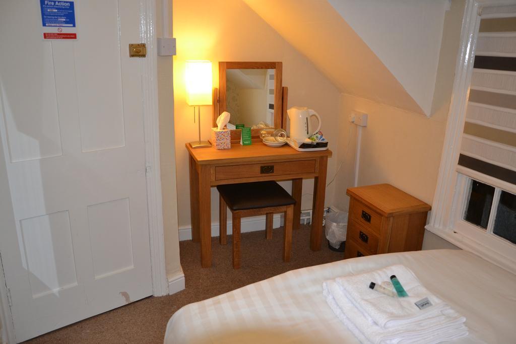 Crown Hotel Corwen Room photo